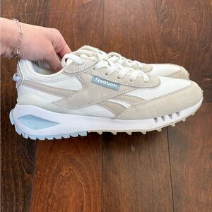 New Reebok Woman’s Forte Racer Sneakers White with Light blue accents